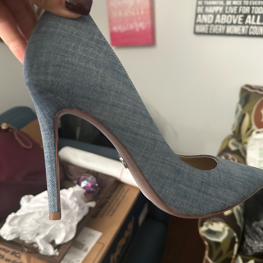 Michael Kors denim pumps NIB size 9